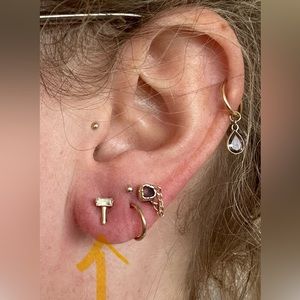 Zoe Chicco Fine jewelry: Baguette cut diamond and gold studs